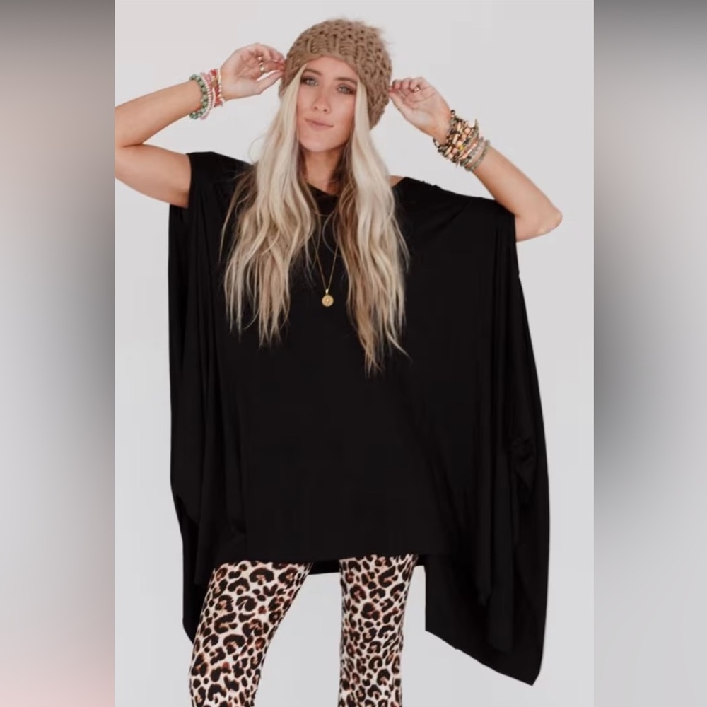 Three Bird Nest Wren Tunic - Black